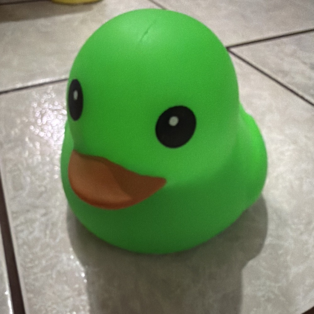 Toymendous Laffy Quacks Huge Squishy Toy Duck (Green)